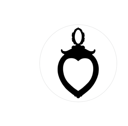 NOEM heart pendant mark